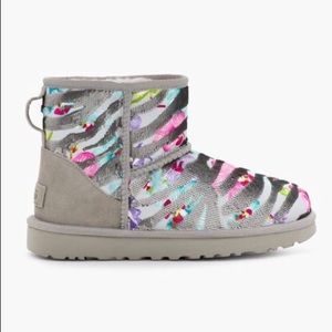 UGG NEW in box, tiger print, super cute bootie, mini tiger flower, NIB